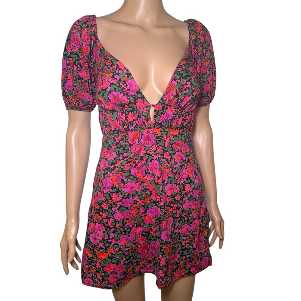 Hello Molly Lucky Charms Floral Puff Sleeve Dress Size 4 Open‎ Back